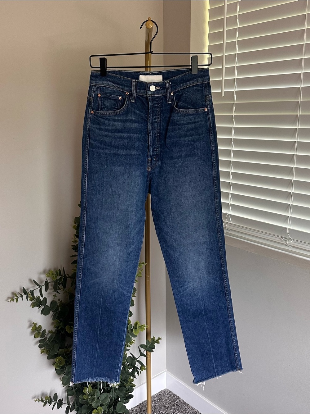 MOTHER Blue Jeans